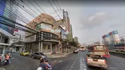 ขายที่ดินทำเลทองบนถนนพระราม4 (ตรงข้าม ONE BANGKOK) 1-0-8.6 ไร่  ผังสีแดง พ.5