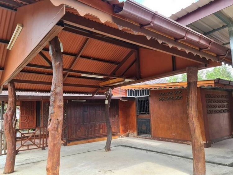 ขายบ้านเรือนไทยพร้อมสวนผลไม้  รีโนเวทแล้ว พร้อมอยู่ ใกล้ตลาดสามย่าน, ภาพที่ 4