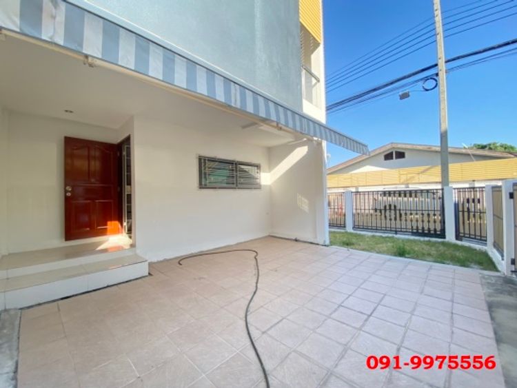 ขาย ทาวน์โฮมหลังมุม สาริน วิช สุขุมวิท 107 (Sarin Wiz Sukhumvit 107), ภาพที่ 4