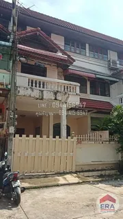 ขายทาวน์เฮ้าส์ 3 ชั้น 24 ตรว. หมู่บ้านปิติ ซอยประวิทย์และเพื่อน13/2 ใกล้รถไฟฟ้าศรีอุดมและปุณณวิถี