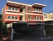 ทาวน์โฮม ให้เช่า 3 ชั้น ลาดพร้าว 29  ใกล้ MRT ลาดพร้าว 