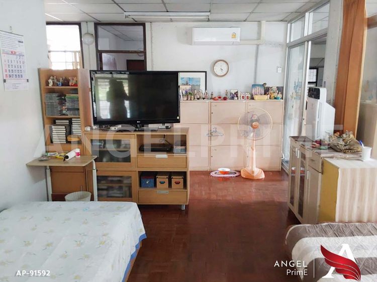 บ้านเดี่ยว บ้านสร้างเอง แปลงมุม 2 ชั้น ลาซาล-แบริ่ง ใกล้แม็คโคร, ภาพที่ 4