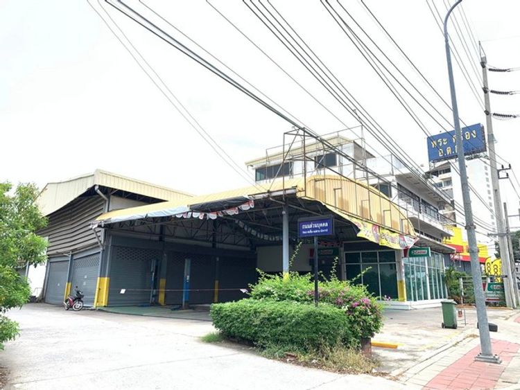 รหัสC5338 ให้เช่า โกดัง โชว์รูม พร้อมสำนักงาน เนื้อที่ 1ไร่ นนทบุรี, ภาพที่ 4