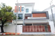 ขายบ้านเดี่ยวบางนา หมู่บ้านกฤษดานคร บางนา กม.6 ใกล้เมกะบางนา บ้านใหม่ พร้อมสระว่ายน้ำ มีชั้นใต้ดิน หมู่บ้านติดถนนบางนาตราด ใกล้สนามบินสุวรรณภูมิ 0879074045