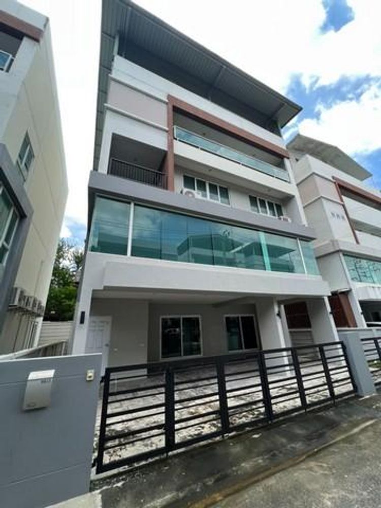 FPL837 ให้เช่า Home Office 4 ชั้น มีดาดฟ้า มีลิฟท์ ตกแต่งพร้อมใช้ The , ภาพที่ 4