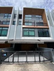BH1801 ให้เช่าทาวน์โฮม 3.5ชั้น อาร์เด้น พัฒนาการ20 มี 3ห้องนอน 4ห้องน้ำ 