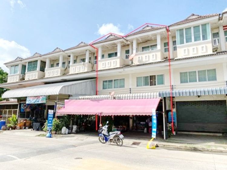 ให้เช่าอ.พาณิชย์ 2คูหา 3ชั้น ถ.ปทุมธานี-ลาดหลุมแก้ว 4นอน 4น้้ำ 55ตรว., ภาพที่ 4