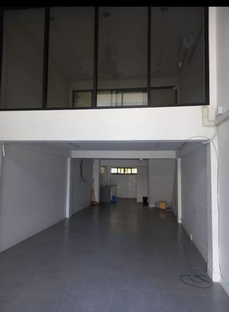 ให้เช่าอาคารพาณิชย์ Home Office + Warehouse ใกล้รถไฟฟ้าใต้ดิน สถานี และ, ภาพที่ 4