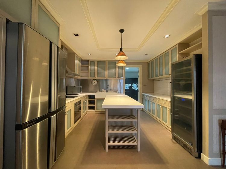 ขาย Luxury ทาวน์โฮม4ชั้น โครงการ บ้านกลางกรุง-ทองหล่อ พร้อมเข้าอยู่, ภาพที่ 4