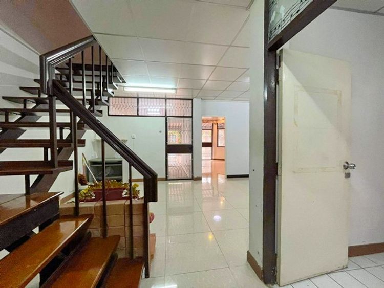 MRT บางขุนนนท์ ตลาดน้ำตลิ่งชัน แม็คโคร จรัญสนิทวงศ์  โรงพยาบาลศิริราช , ภาพที่ 4