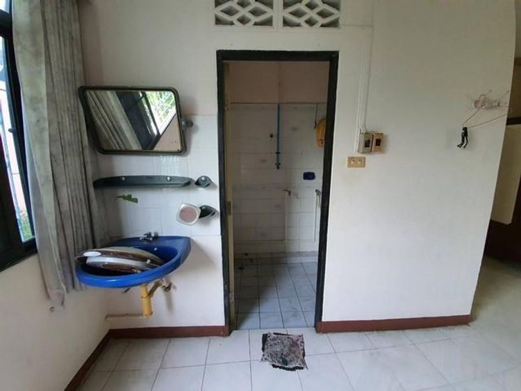 ขายอาคารพาณิชย์ 4.5 ชั้นห้องมุม ย่านสะพานควาย อารีย์ ประดิพัทธ์ ใกล้  , ภาพที่ 4