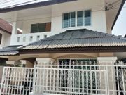 CDK100563 ขายบ้านเดี่ยวสองชั้น  3 ห้องนอน  2 ห้องน้ำ 1 ห้องครัว  ขนาดที่ดิน  30 ตร.ว.   ขายในราคา  1.89ล้านบาท  