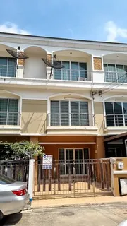 WW180N ขายทาวน์โฮม 3 ชั้น หมู่บ้าน ซื่อตรง แกรนด์โฮม เกษตร-รัชโยธิน ถนน เสนานิคม1 ซ.11