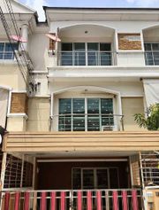 ขายทาวน์โฮม3 ชั้น ซื่อตรงแกรนด์โฮม พหลโยธิน 34 มี 3 ห้องนอน 4 ห้องน้ำ ใกล้เมเจอร์รัชโยธิน