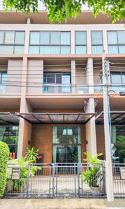 ทาวน์โฮม โครงการ บ้านกลางเมือง รัชโยธิน 5 นาทีถึง BTS  สถานีเสนานิคม (B6591)