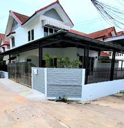 ขายบ้านทาวน์เฮ้าส์ 2 ชั้น สภาพใหม่ เขตเทศบาลเมือง มหาสารคาม รีโนเวทใหม่ 4 ห้องนอน 2 ห้องน้ำ 