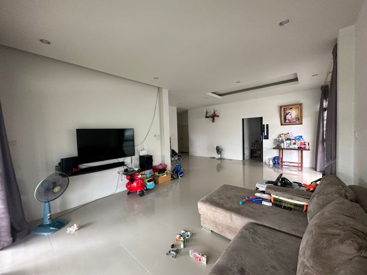 ขายบ้าน, ภาพที่ 4