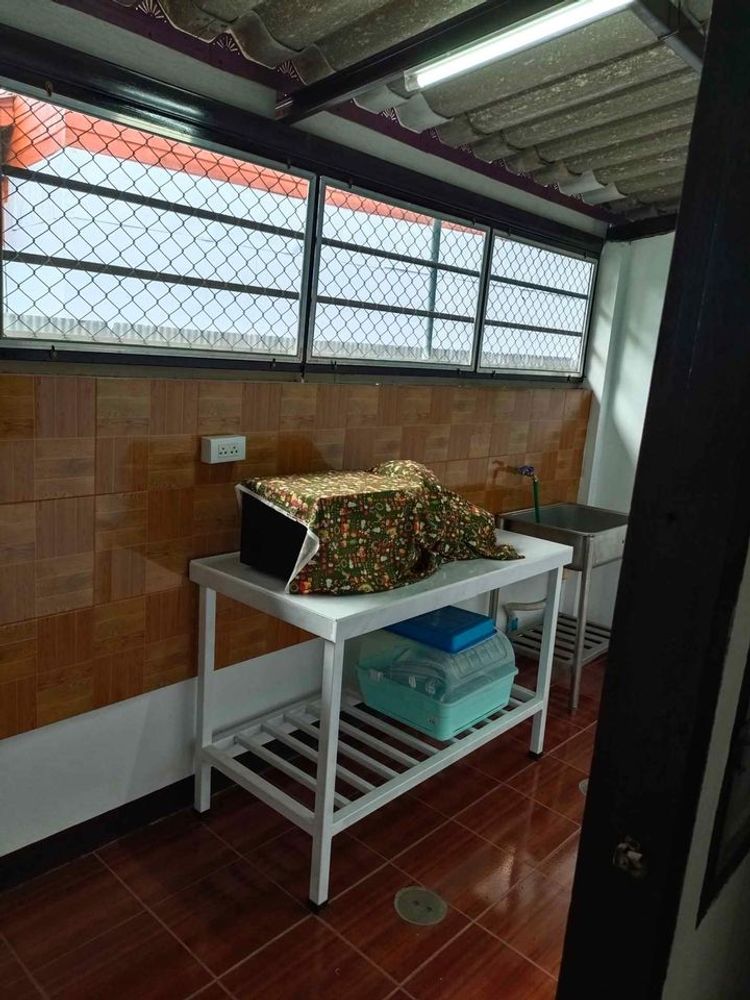 01RHN038 ทาวน์โฮมสองชั้น ปล่อยเช่า 8000 บาท โลเคชั่นย่านวัวลาย เมือง, ภาพที่ 4