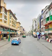 นักท่องเที่ยวจำนวนมากถ.ข้าวสาร สามเสน 5ชัั้น 15นอน วัดชนะสงคราม ให้เช่า Hostel 2 คูหา ดาดฟ้า ต่อรองได้ 15 แอร์ 10น้ำ 