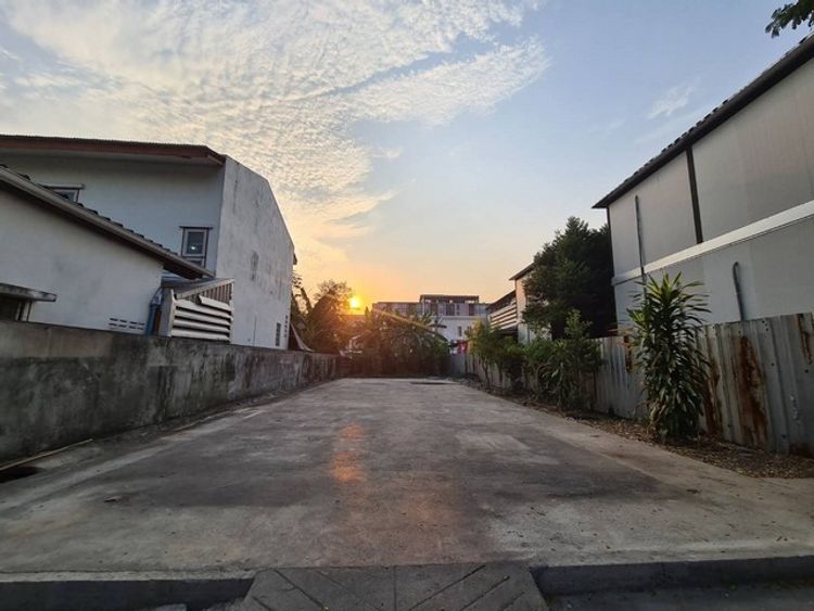 ที่ดิน - ราคาเดียว -, ภาพที่ 4