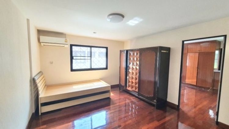 ให้เช่า บ้านเดี่ยว ซอยสุขุมวิท23 170 ตรม. 32 ตร.วา 3ห้องนอน 2ห้องน้ำ, ภาพที่ 4