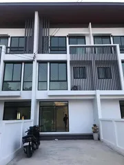 ปล่อยเช่า Townhome 3 ชั้น Cozy โครงการสตรีวิทยา 2 ซอย 29