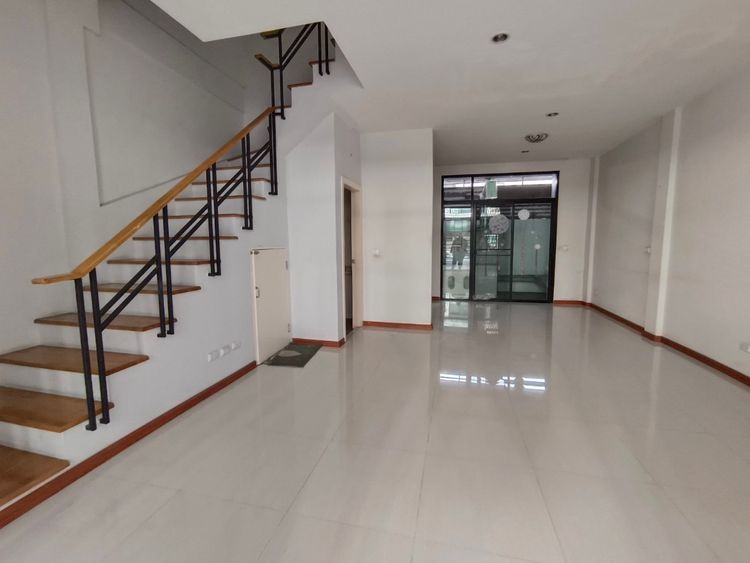 ขายบ้านทาวน์เฮ้าส์ 3 ชั้น หมู่บ้านเลอตันทาวน์ งามวงศ์วาน-นนทบุรี, ภาพที่ 4