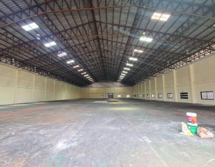 ให้เช่า โกดัง โรงงาน พื้นที่ 2,500 ตรม  บางเสาธง สมุทรปราการ มีสำนักงาน, ภาพที่ 4