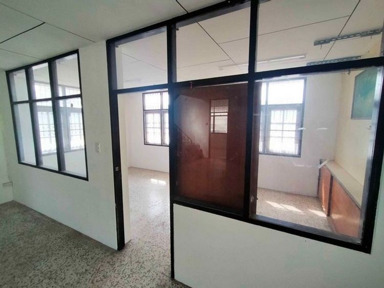 ให้เช่าบ้านเดี่ยวเนื้อที่ 200 ตร.ว. ใกล้สถานี BTS สถานีเคหะ 2 ชั้น  ซ , ภาพที่ 4