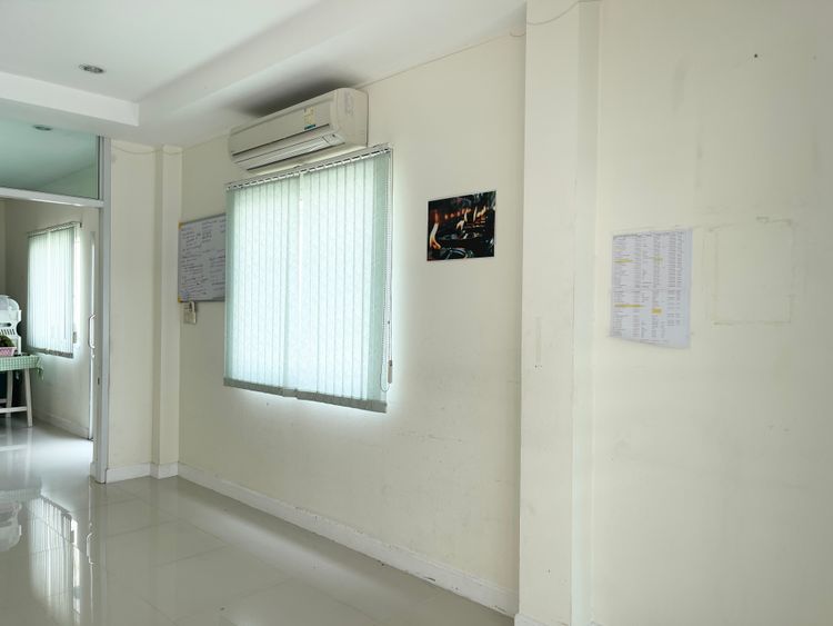 ทาวน์เฮ้าส์ลาดพร้าว 101 ขายด่วนโครงการ หมู่บ้านบ้านทิพย์, ภาพที่ 4