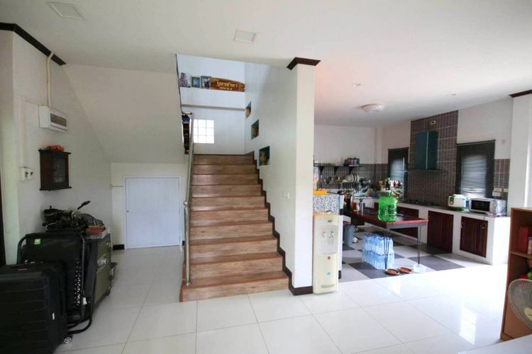 ขาย อาคารพาณิชย์ 2 ชั้น พร้อมที่ดิน 200 ตรม. 96 ตร.วา, ภาพที่ 4