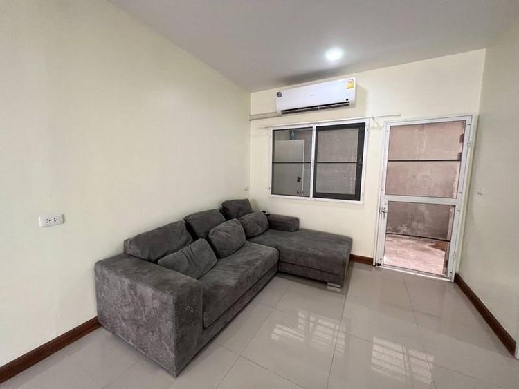 BH2565 ให้เช่าทาวน์โฮม2ชั้น หมู่บ้านโกลเด้นทาวน์สุขาภิบาล5 สายไหม, ภาพที่ 4