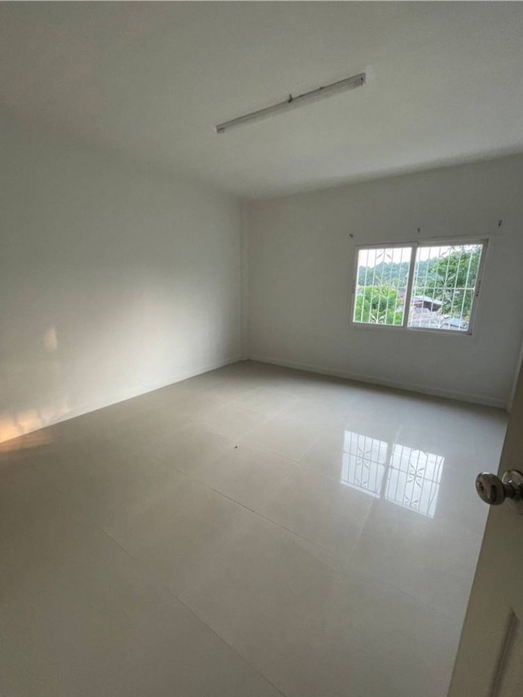 ขาย อาคารพาณิชย์ 3 ชั้น ติดถนนทหาร 150 ตรม. 21.3 ตร.วา, ภาพที่ 4