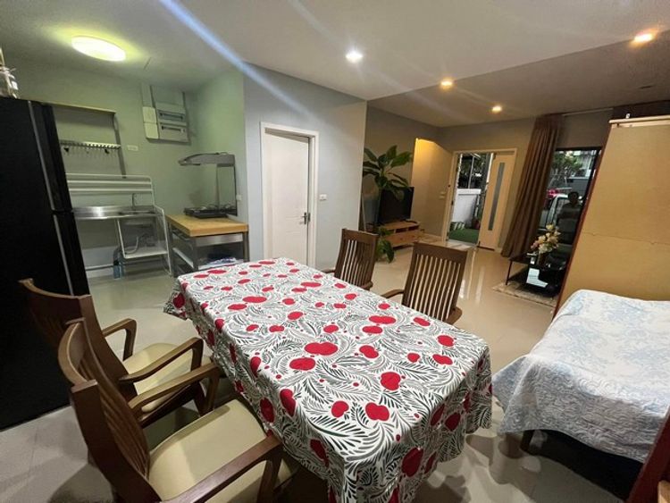 เช่า ทาวโฮม 3 ชั้น  โครงการ Plex residence  ซ.นวมินทร์ 111 แยก 4, ภาพที่ 4