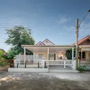 C6MG100464 ขายบ้านเดี่ยวชั้นเดียว   2 ห้องนอน   2 ห้องน้ำ    1 ห้องครัว ขนาดที่ดิน  35  ตร.ว.   ขายราคา  1.78  ล้านบาท !!!!! ฟรีโอน