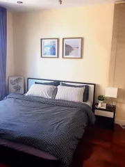 Siri Residence Sukhumvit 24 clean private 23rd floor BTS Phrom Phong