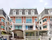 บ้าน เลทีเซียร์ เรสซิเดนท์ บ้านแฝด หรู 4 ชั้น ม.เกศินีวิลล์ ห้วยขวาง-ประชาอุทิศ   22300000 - 4 นอน 4 BR พ.ท. 45 ตาราง-วา เดินทาง สะดวก กรุงเทพ