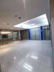 ให้เช่าพื้นที่สำนักงานใกล้ MRT สถานีลาดพร้าว 137  ตรม  จดทะเบียนบริษัทได้ ลิฟต์โดยสาร เหมาะ ทำสถานที่สอนเต้น รำหรือ Office 