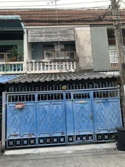 ขายทาวน์เฮ้าส์ 2ชั้น เหมาะสำหรับอยู่อาศัยเองหรือซื้อไว้เพื่อลงทุนระยะยาว ย่านบางแค