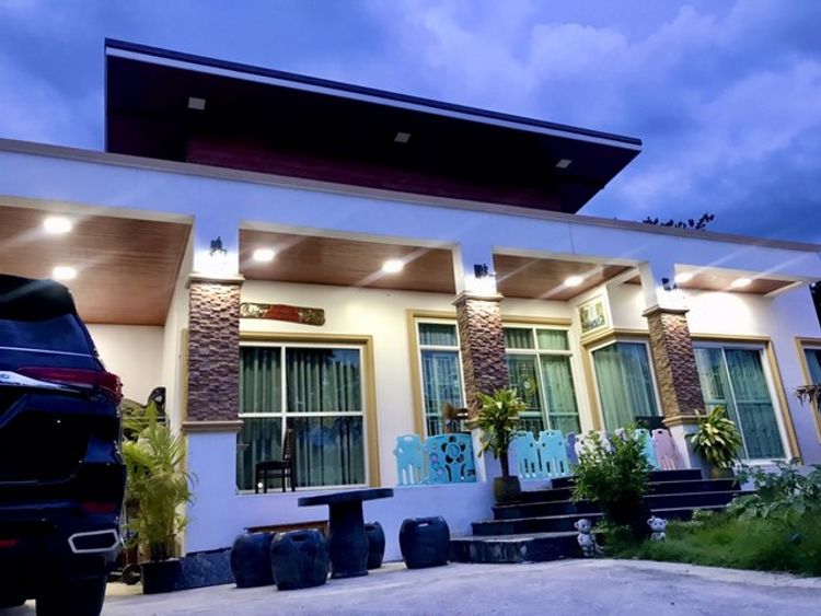 บ้านเดี่ยวหลังใหญ่ พร้อมอยู่ เฟอร์นิเจอร์ทั้งหลัง สไตล์รีสอร์ท, ภาพที่ 4
