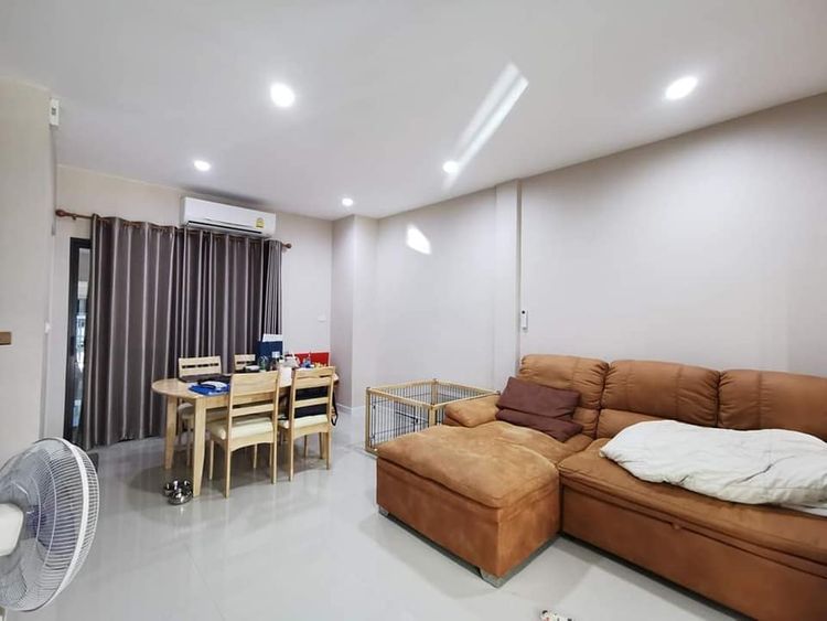 TOWNHOME - ใหญ่ขนาด 517 sq.wa 2ห้องนอน2ห้องน้ำ 3390000 B. FOR SALE   , ภาพที่ 4