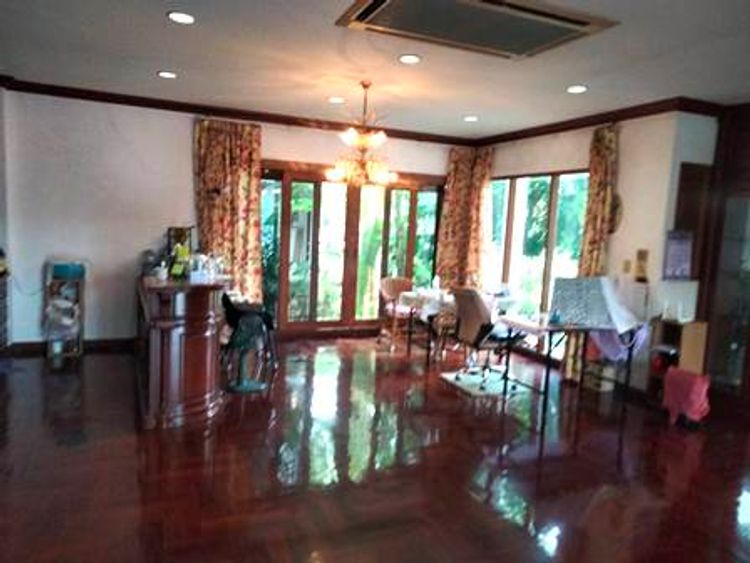 ขายบ้านเดี่ยว 2 ชั้น หมู่บ้านวรบูลย์ซอยวชิรธรรมสาธิต 57 เนื้อที่ 400 , ภาพที่ 4