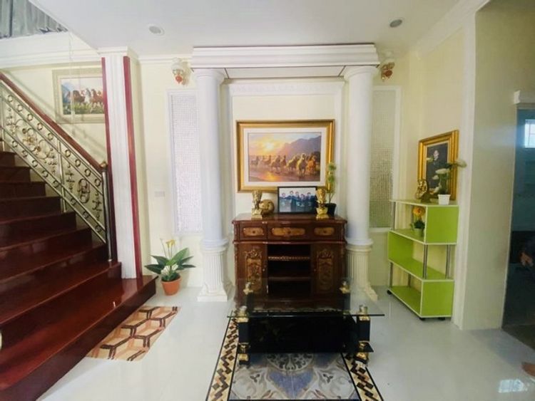 ขายบ้านหรูสไตล์โรมัน พร้อมเฟอร์นิเจอร์ ย่านรามอิทรา วัชรพล ใกล้ทางด่วน, ภาพที่ 4