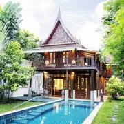  ให้เช่าบ้านเดี่ยว พร้อมสระว่ายน้ำระบบเกลือ  ใกล้ BTS ปุณณวิถี  5 ห้องนอน 6 ห้องน้ำ 160   ตารางวา ตกแต่งพร้อมอยู่ พื้นที่ใช้สอย  350  ตารางเมตร