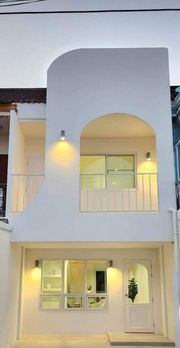 ราคาเพียง 2.59 ล้าน เท่านั้น #ทาวน์โฮม 2 ชั้น #ใจกลางเมืองเชียงใหม่ บ้านตกแต่งพร้อมเฟอร์ ตามรูป