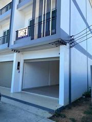 ให้เช่าอาคารพาณิช 3 ชั้น โซนขนำไร่ นิคมพัฒนา ระยอง พร้อมเข้าอยู่