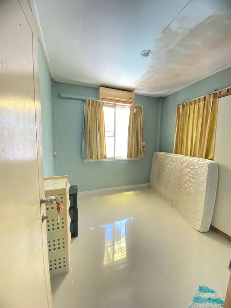 ขายด่วนบ้านทาวน์เฮาส์2ชั้น ซอยประชาชื่น1 เขตบางซื่อ , ภาพที่ 4