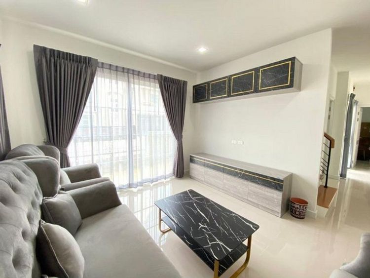 Sm281 ให้เช่าบ้านแฝด 2 ชั้น หมู่บ้านโกลเด้น นีโอ-สาทร  พร้อมเข้าอยู่ , ภาพที่ 4