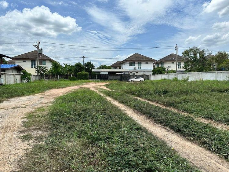 ให้เช่าที่ดิน เนื้อที่ 400 ตร.ว (1 ไร่) ถมดินแล้ว ถนนคุ้มเกล้าซอย 40, ภาพที่ 4