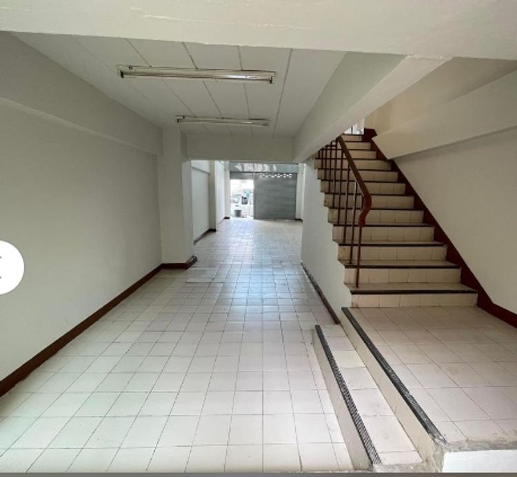 ให้เช่าอาคาร4.5ชั้น เพิ่งรีโนเวทใหม่ ซอยประชานิเวศน์12 ย่านเตาปูน, ภาพที่ 4